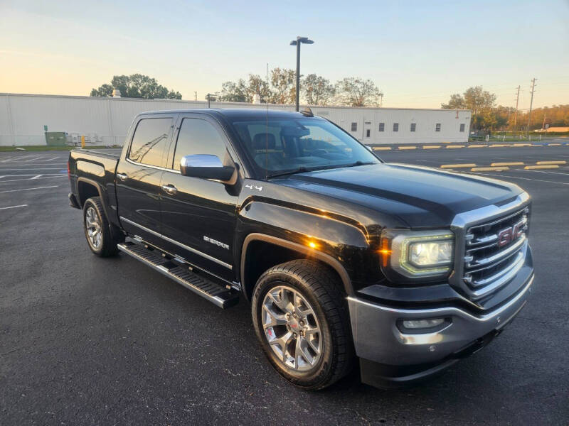 2017 GMC Sierra 1500 SLT photo 12