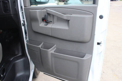 2023 Chevrolet Express 3500