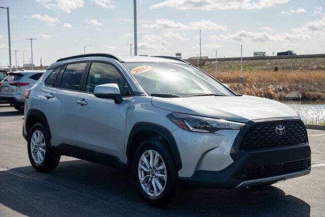 2024 Toyota Corolla Cross LE