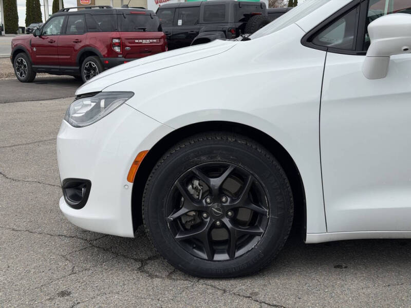 2019 Chrysler Pacifica Touring L Plus