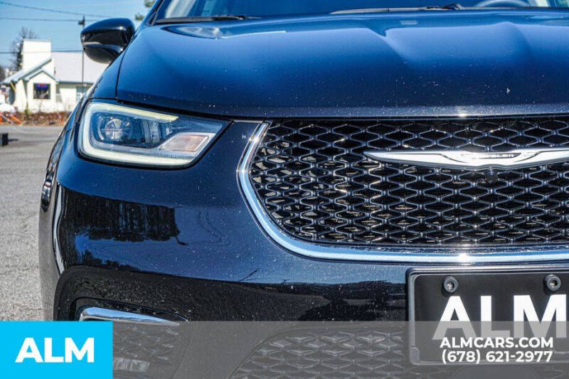2024 Chrysler Pacifica Plug-In Hybrid Select