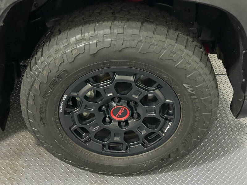 2023 Toyota Sequoia SR5