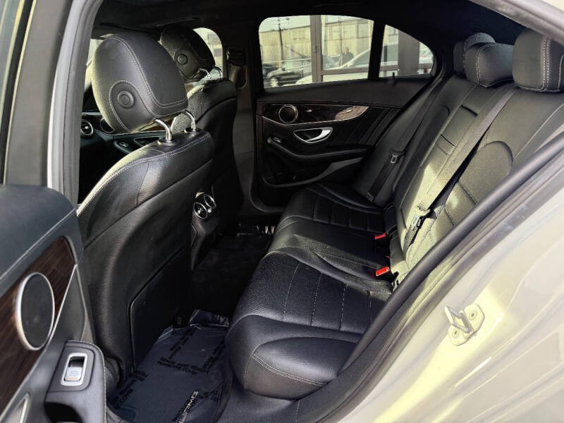 2015 Mercedes-Benz C-Class C 300