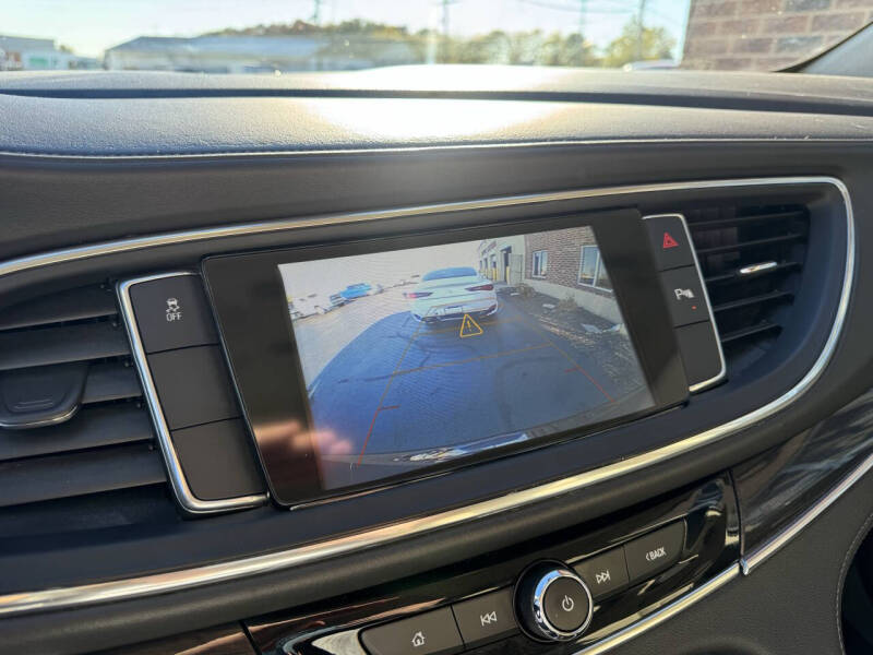 2018 Buick Enclave Essence