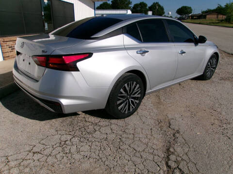 2024 Nissan Altima 2.5 SV