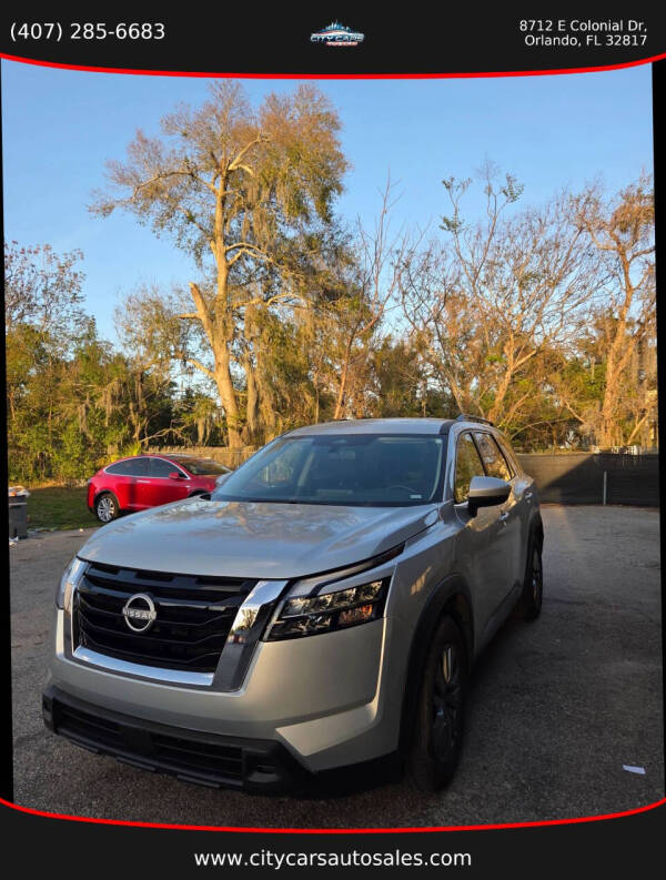 2025 Nissan Pathfinder SV