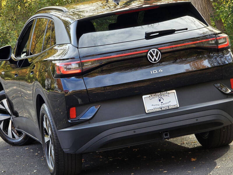 2023 Volkswagen ID.4 Pro