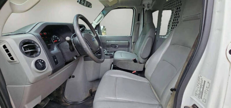 2011 Ford E-Series E-150