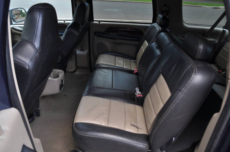2005 Ford Excursion Eddie Bauer