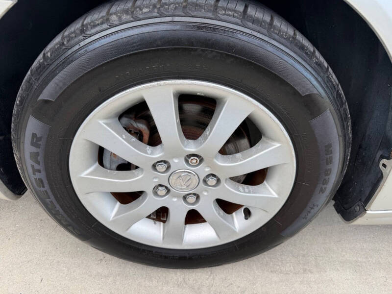 2004 Lexus ES 330