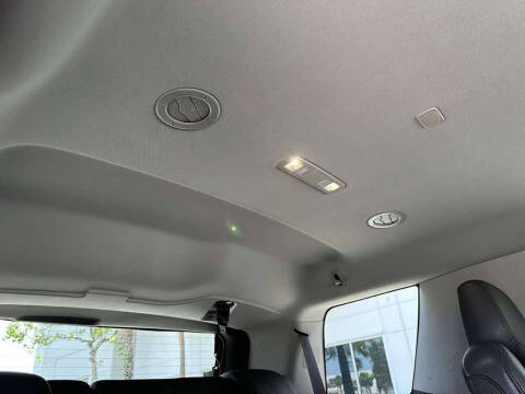 2017 Cadillac Escalade Standard
