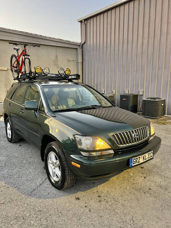 2000 Lexus RX 300's photo