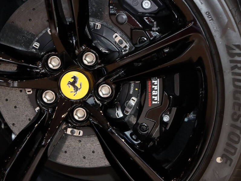 2025 Ferrari 296 GTS