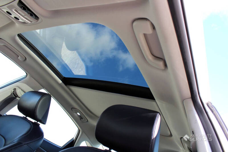 2020 Kia Cadenza Limited