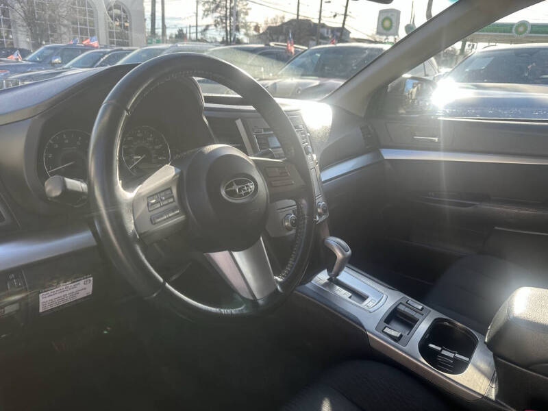 2010 Subaru Outback 2.5i Premium