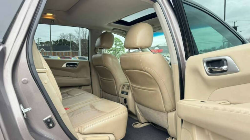 2014 Nissan Pathfinder SL