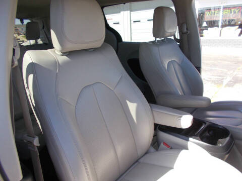 2021 Chrysler Voyager LXi