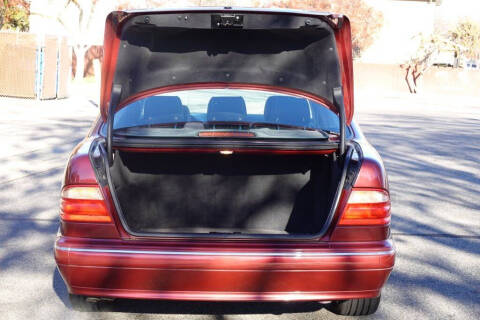 2001 Mercedes-Benz E-Class E 320