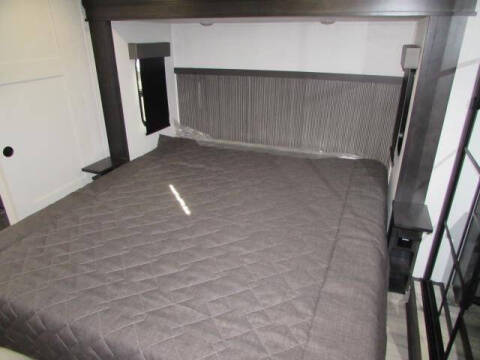 2025 KEYSTONE A 378BH