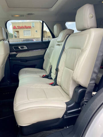 2016 Ford Explorer Platinum