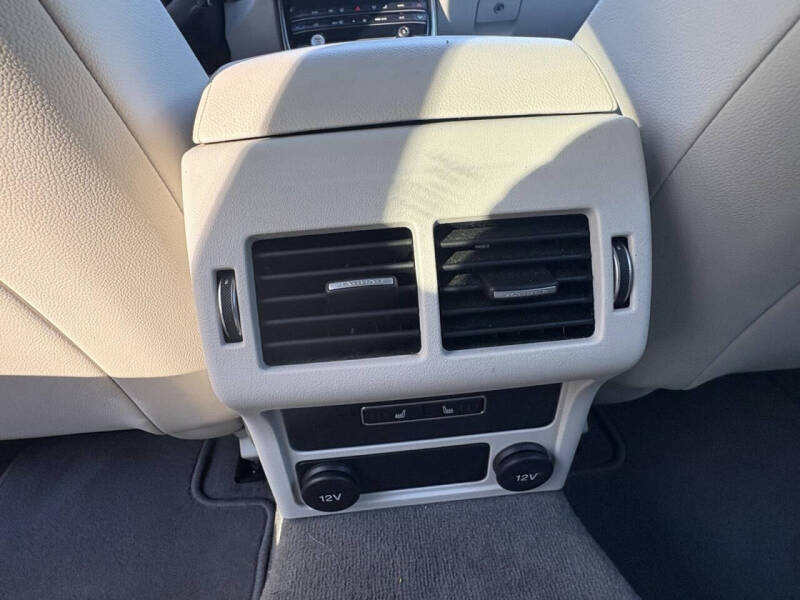 2016 Jaguar XF 35t Premium