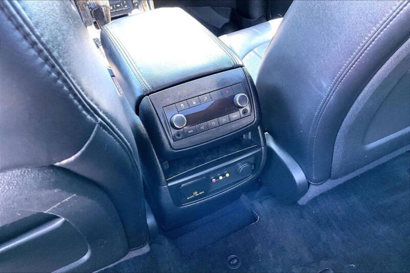 2012 GMC Acadia Denali