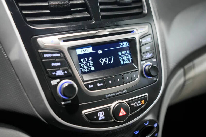 2015 Hyundai Accent GLS