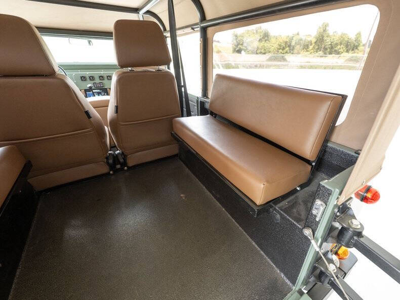 1988 Land Rover Defender