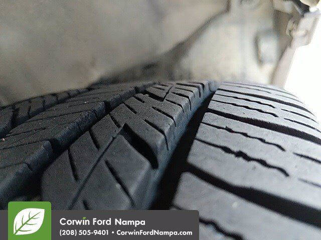 2019 Toyota Prius XLE AWD-e