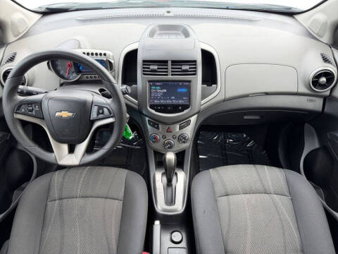 2015 Chevrolet Sonic LT Auto