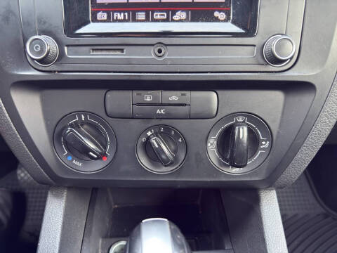 2016 Volkswagen Jetta