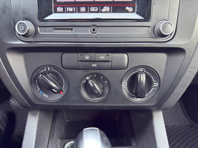 2016 Volkswagen Jetta