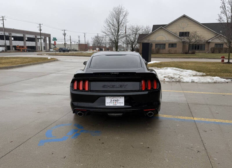 2017 Ford Mustang GT