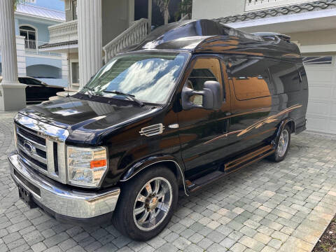 2010 Ford E-Series E-350 SD XLT