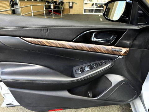 2016 Nissan Maxima Platinum