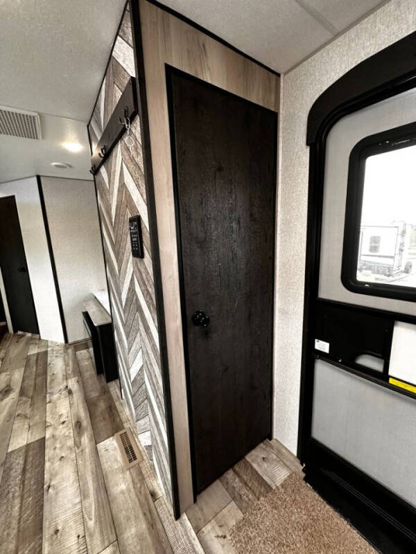 2022 KZ RV Connect 261RK