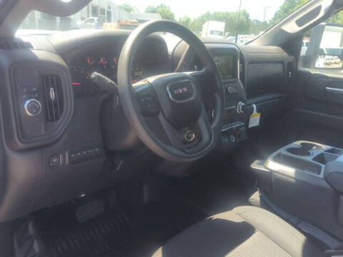 2024 GMC Sierra 3500HD CC Pro