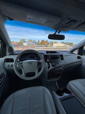 2013 Toyota Sienna