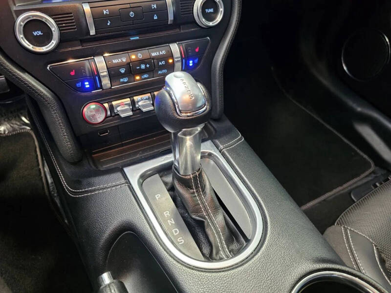 2021 Ford Mustang Mach 1
