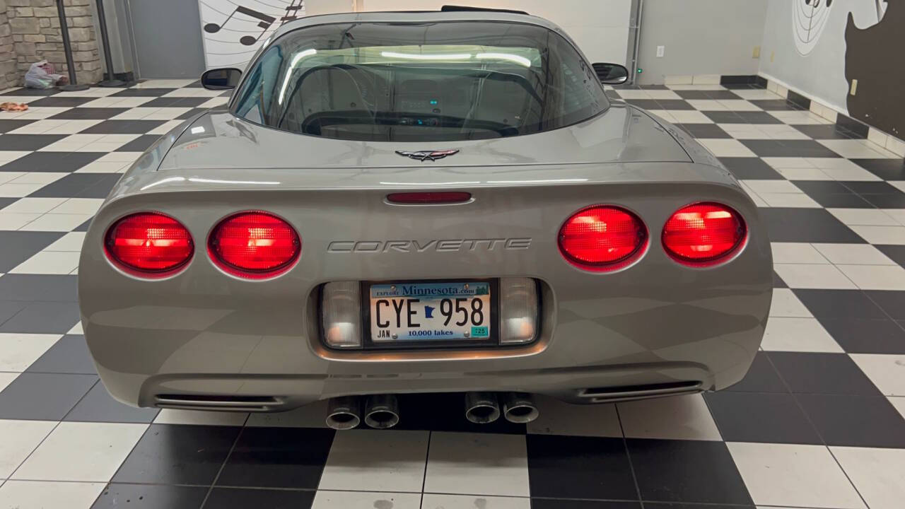 2000 Chevrolet Corvette 38