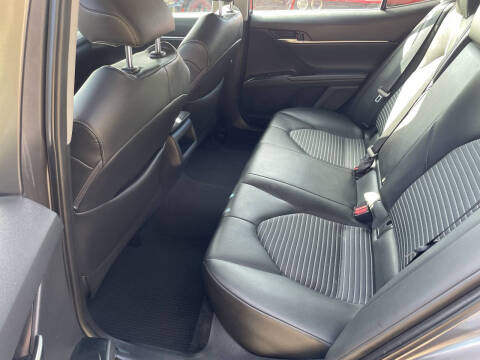 2018 Toyota Camry SE