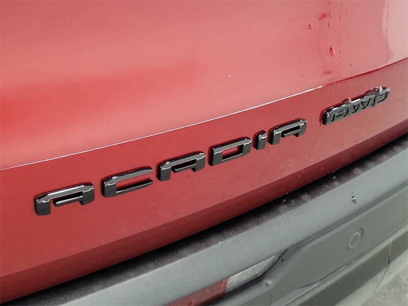 2025 GMC Acadia Elevation