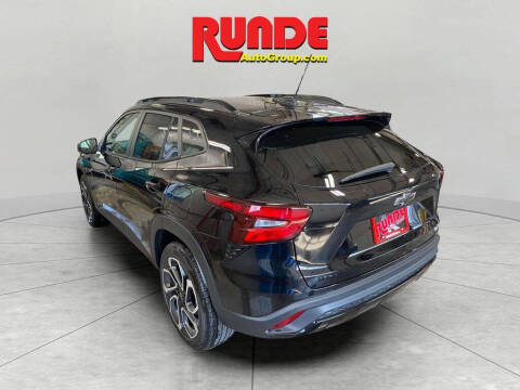 2025 Chevrolet Trax RS