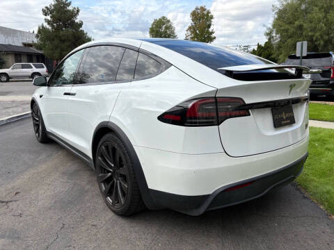 2022 Tesla Model X Plaid