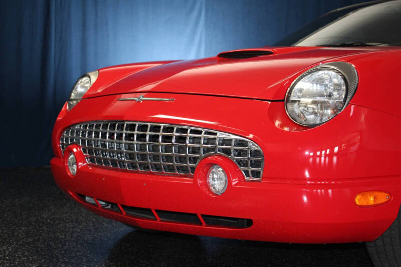 2005 Ford Thunderbird Deluxe