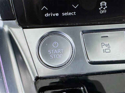 2019 Audi e-tron quattro Prestige