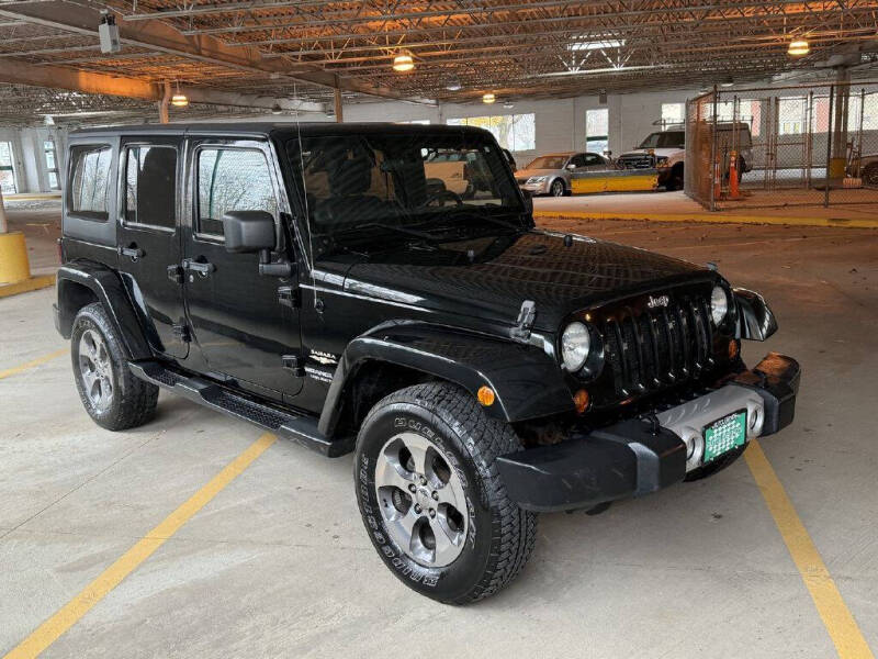 2012 Jeep Wrangler Unlimited Sahara photo 7