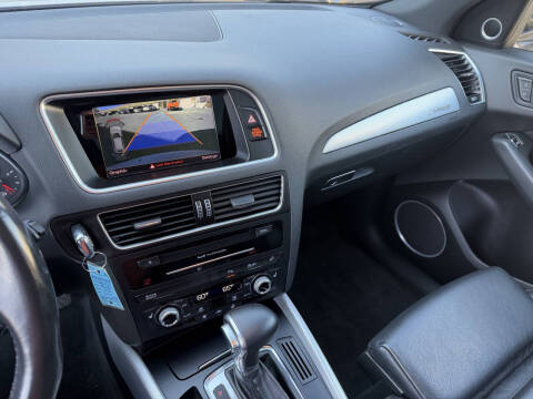 2017 Audi Q5 2.0T quattro Premium Plus