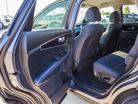 2020 Kia Sorento S V6