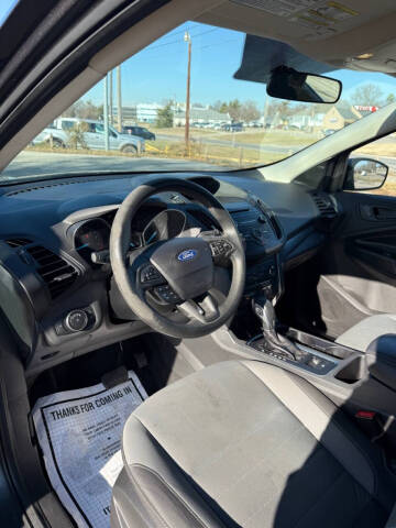 2018 Ford Escape S